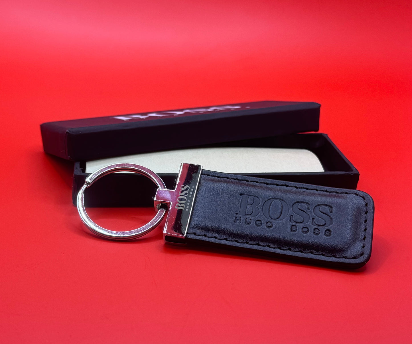 GENUINE LEATHER KEY RING WITG ENGRAVED LOGO